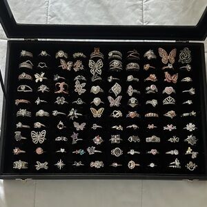 Elegant Butterfly and Floral Ring Set